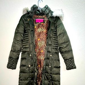 Betsy Johnson olive green super long coat
